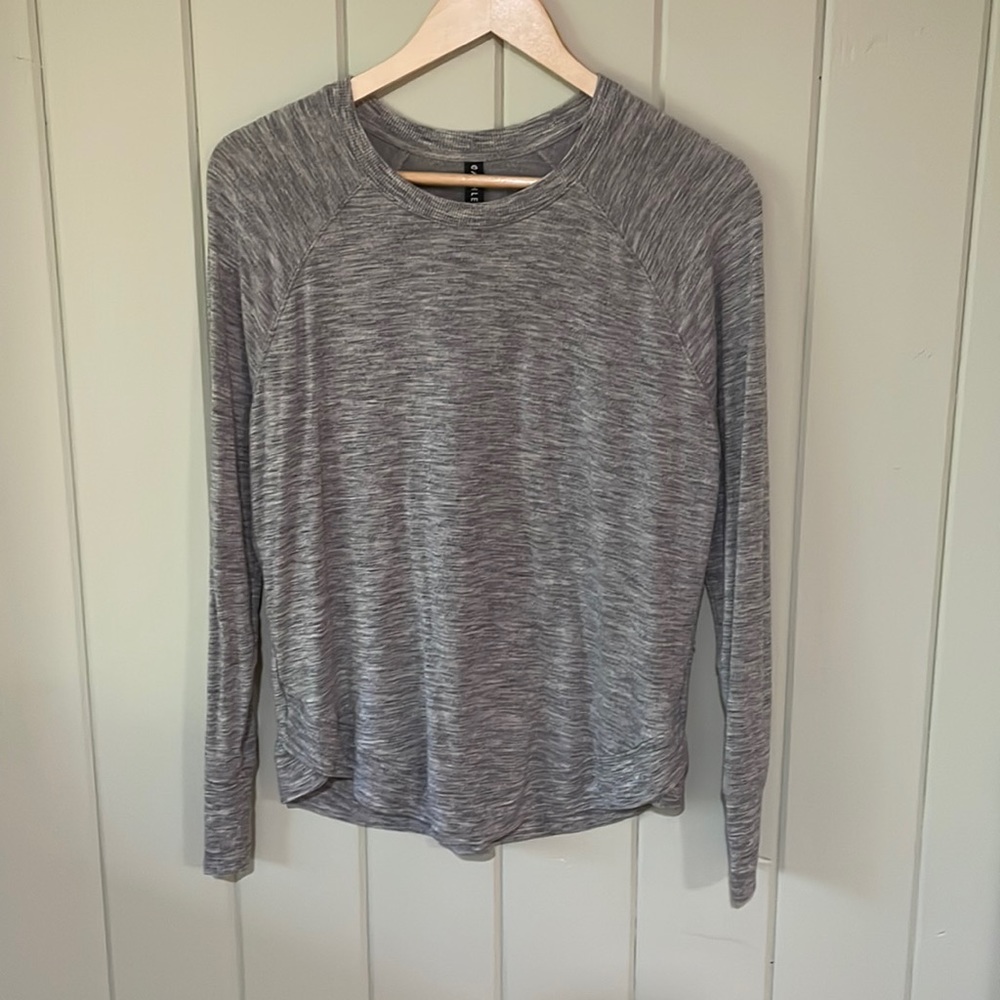 Athleta Long Sleeve crew neck Grey Medium